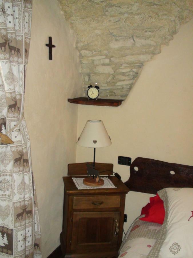 Le Petit Chateau De Vetan Cir 0023 Saint-Pierre Kültér fotó