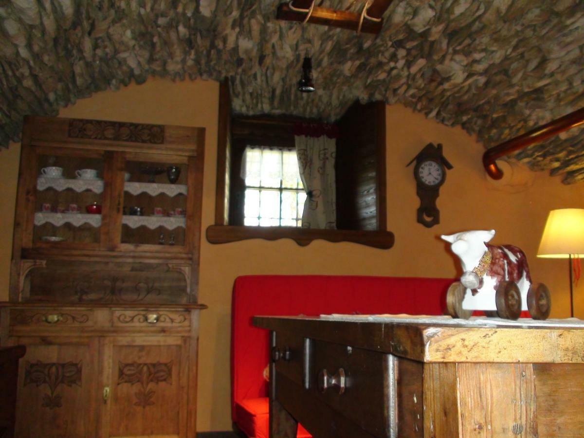 Le Petit Chateau De Vetan Cir 0023 Saint-Pierre Kültér fotó